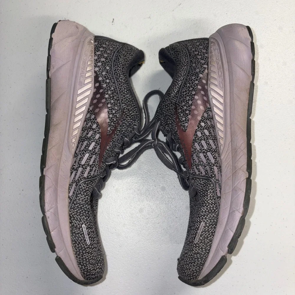 Brooks Adrenaline GTS 21 Womens Running Shoes Grey Rose Gold Size 8.5